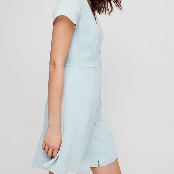 Wilfred Button front dress from Aritzia - Picture 5 of 11